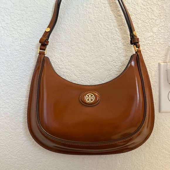 Tory Burch Robinson Spazzolato Convertible Crescent Bag - Dark Sienna - Picture 3 of 7